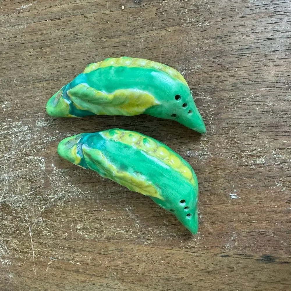 Vintage Japan Porcelain corn salt and pepper‎ shakers Cork stoppers